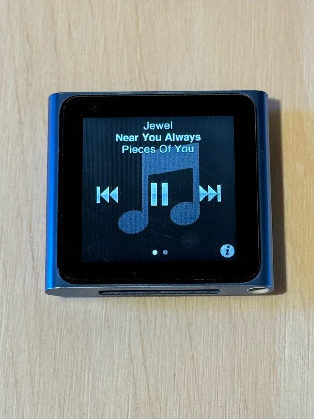 iPod Nano 6thGen 8GB Blue Model:A1366 Tested Good Batt w/Char-722Songs Read Blw!